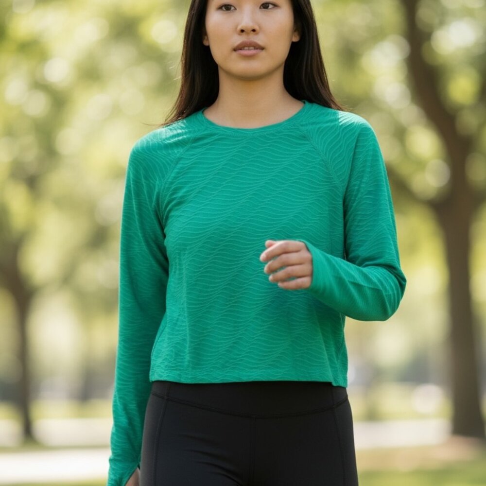 608 WOMENS XL GREEN CROP TEE BY ISABELLA ACTIVE WEAR